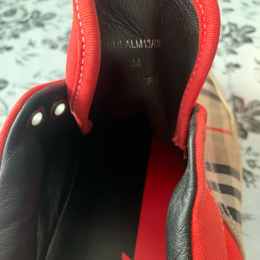 Men’s Burberry Shoes 10.5 - Picture 10 of 10
